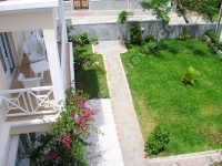 apartment_caprice_mauritius_garden_view_from_balcony_view.jpg