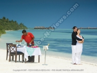 diva_maldives_hotel_maldives_couple_holding_each_other_on_the_beach.jpg