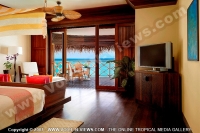 kanuhura_resort_maldives_water_villa_room.jpg
