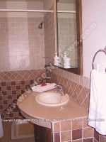 bed_and_breakfast_superior_beach_apartment_la_preneuse_ref_164_mauritius_bathroom_view.jpg
