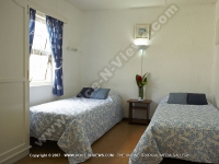 standard_apartments_pointe_aux_canonniers_mauritius_ref_110_twin_beds.jpg