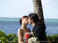 wedding_in_mauritius_sebastian_huot_and_liga_grinberga_at_paul_and_virginie_hotel_mauritius_couple_kissing.jpg