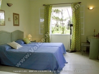 beach_villa_hibiscus_room_mauritius_single_bedroom_view.jpg