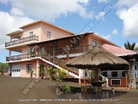 guest_house_les_palmiers_chamarel_mauritius_front_view.jpg