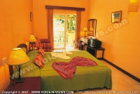 3_star_hotel_le_bougainville_hotel_room.jpg