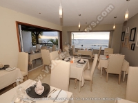 le_recif_hotel_mauritius_main_restaurant_set_up_and_sea_view.jpg