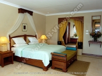 movenpick_resort_and_spa_hotel_mauritius_club_room_view.jpg