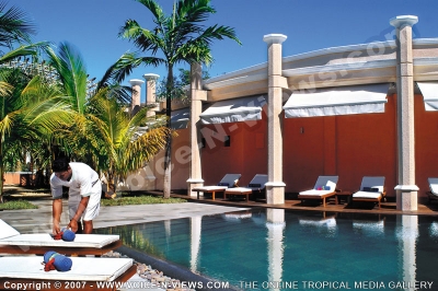 le mauricia hotel mauritius sunbed and pool view
