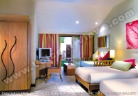 le_mauricia_hotel_mauritius_family_room_bedroom.jpg