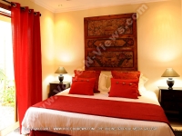 Filename=familial_suite_bedroom_premium_villa_ref_16_mauritius.JPG
Filesize=123KiB
Dimensions=800x600
Date added=Sep 01, 2010 familial_suite_bedroom_premium_villa_ref_16_mauritius.JPG