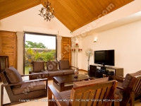 premium_villa_pereybere_mauritius_ref_16_television_room.jpg