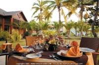 les_villas_du_recif_hotel_reunion_restaurant_set_up.jpg