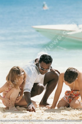 royal palm hotel mauritius kids having fun on the beach
