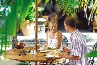 shandrani resort and spa hotel mauritius le porto vecchio restaurant
