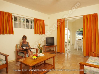 standard apartment mont choisy mauritius ref 113 lady relaxing
