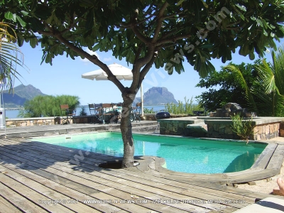general view of morne and the pool
