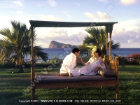 wedding_in_mauritius_paradise_cove_just_married_couple_coin_de_mire_view.jpg