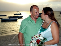 wedding_in_mauritius_peterson_wedding_at_mont_choisy_beach_after_ceremony.jpg